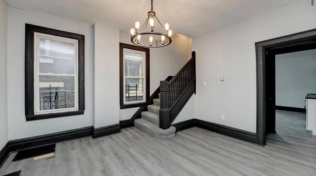 Photo - 814-816 S Ohio Avenue