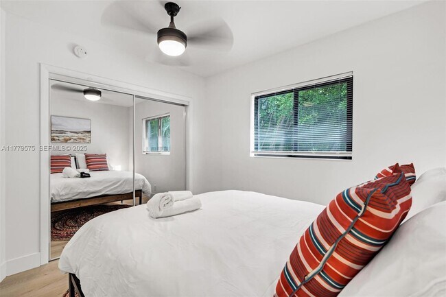 Photo - 1630 SW 4th Ave Unit 1