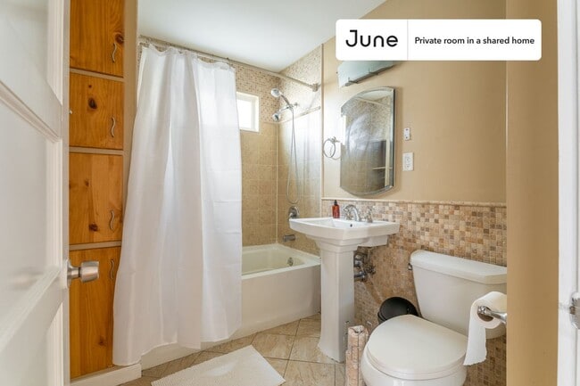 Photo - Room in Shared 3 bed/1 bath home Unit A