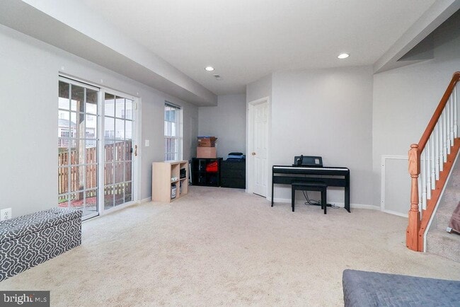 Photo - 42754 Montevista Square