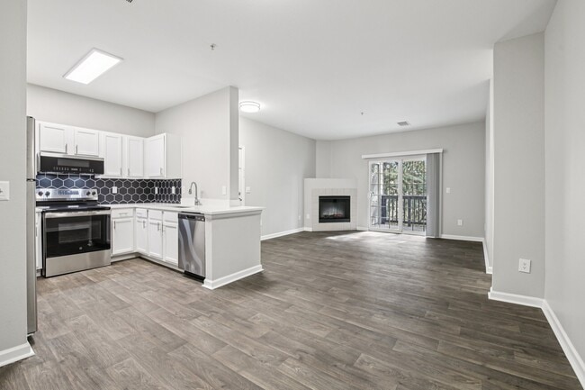 Lowry North Apartment Homes