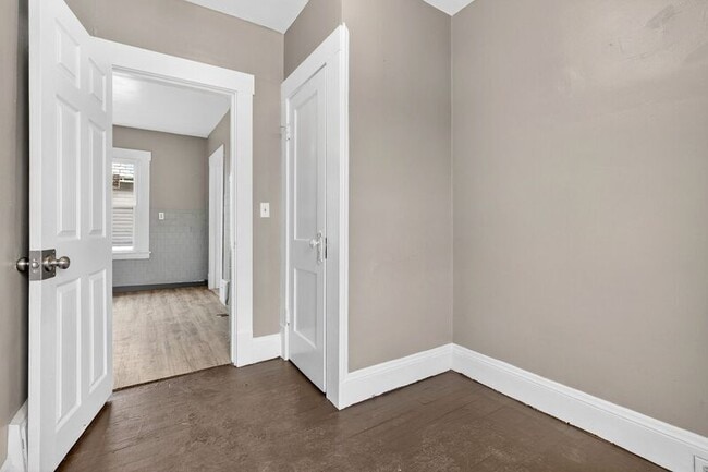 Photo - 4118 E 64th St Unit Upper