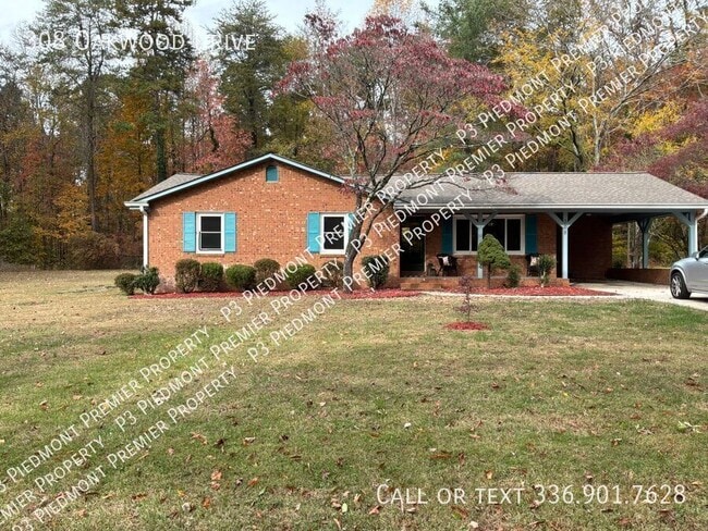 Building Photo - 308 Oakwood Dr