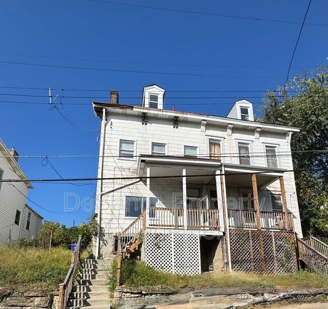Building Photo - 1927 Lithgow Ave Rental