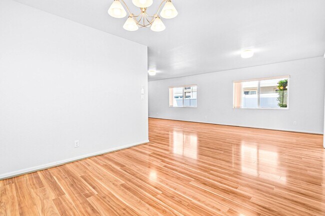 Photo - Spacious 3 Bedroom, 2.5 Bath Single Family...