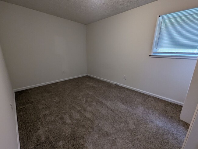 255 Rustwood Dr Unit 257 Rustwood Dr