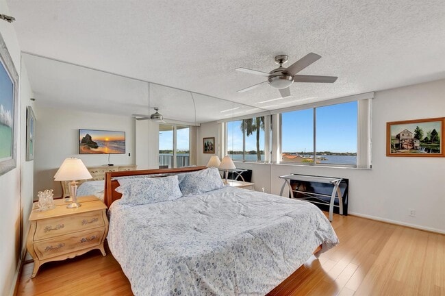 Photo - 8200 Lakeshore Dr Unidad 506