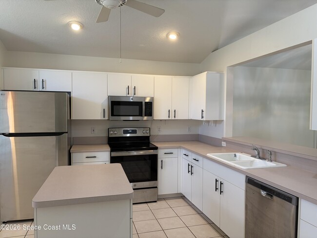 Photo - 2361 White Sands Ct NE