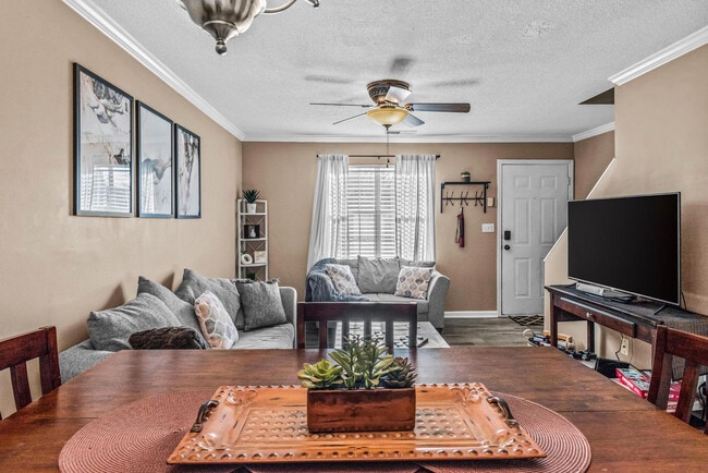 Building Photo - 100 Woodstone Dr Unit ID1302836P Rental