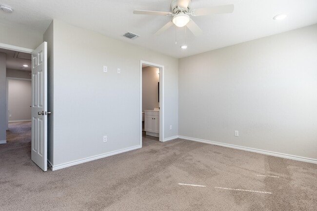 Photo - 6934 Crestway Dr Unit 2