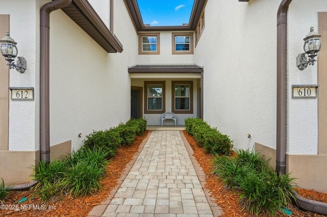Photo - 610 Orchard Pass Ave