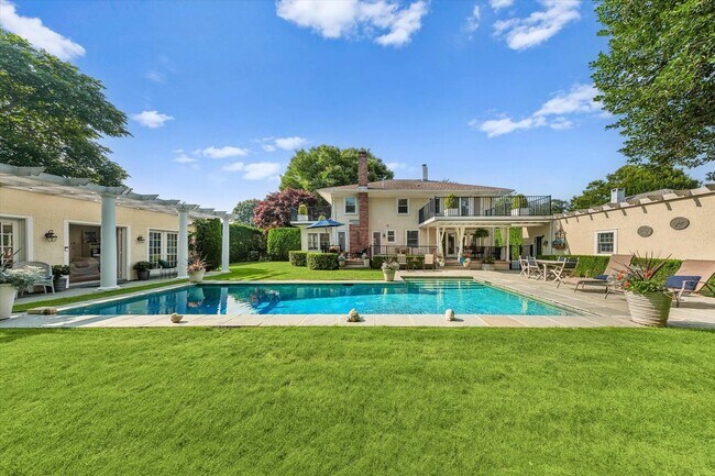 Photo - 24 Jennings Ave