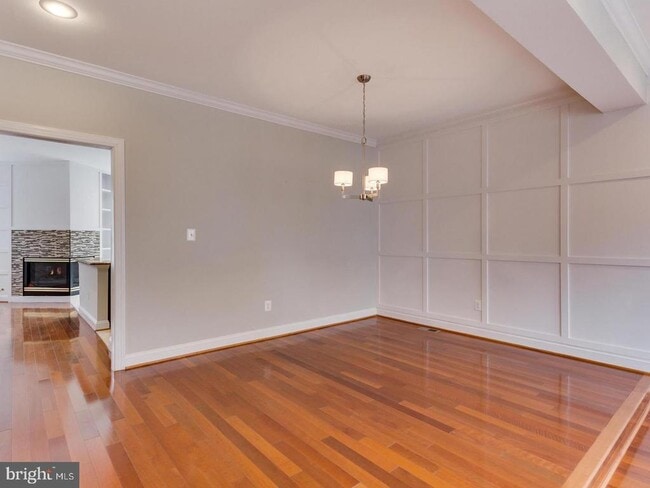 Photo - 9421 Van Arsdale Dr