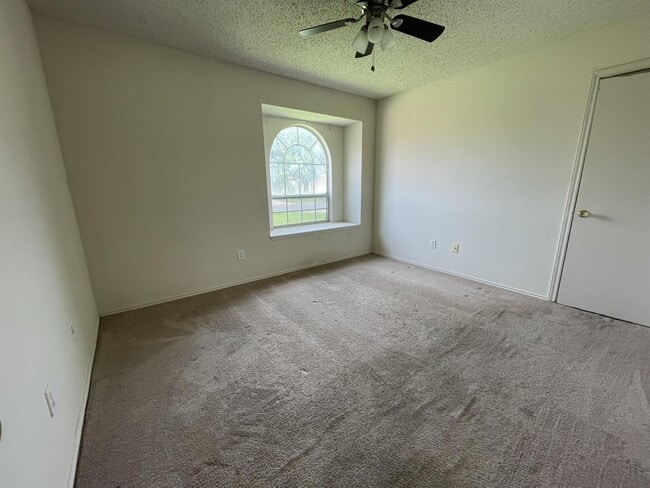 Photo - 7721 Wolf Dr