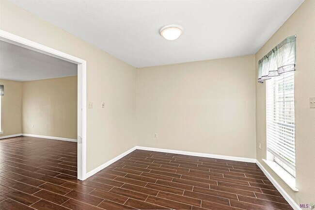 522 S Flannery Rd