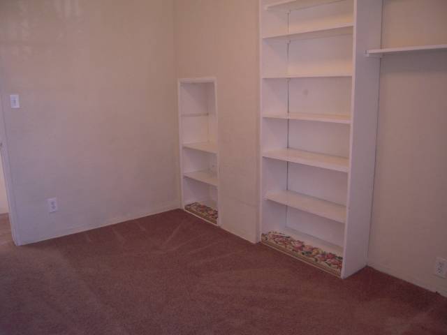 Photo - 2220-2222 Reo Drive Unit 2220