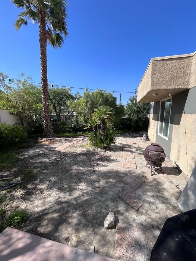 Photo - North Palm Springs Beauty $250 off first m...