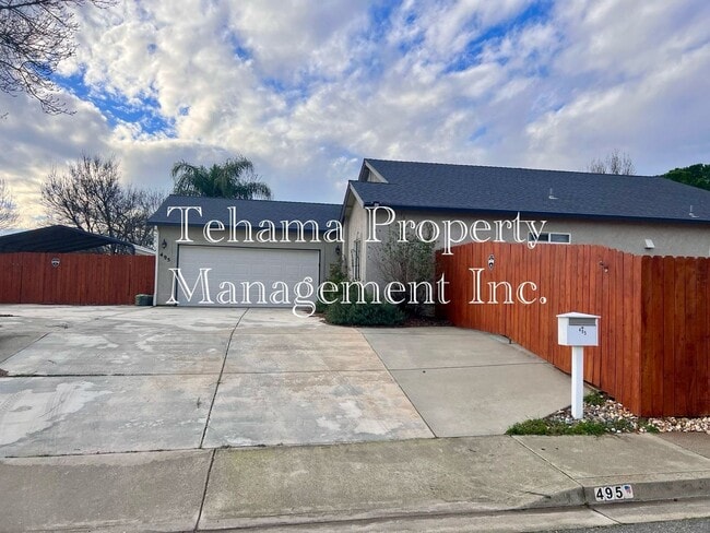 Building Photo - Beautiful 3 bedroom 2 bath home in Red Bluff