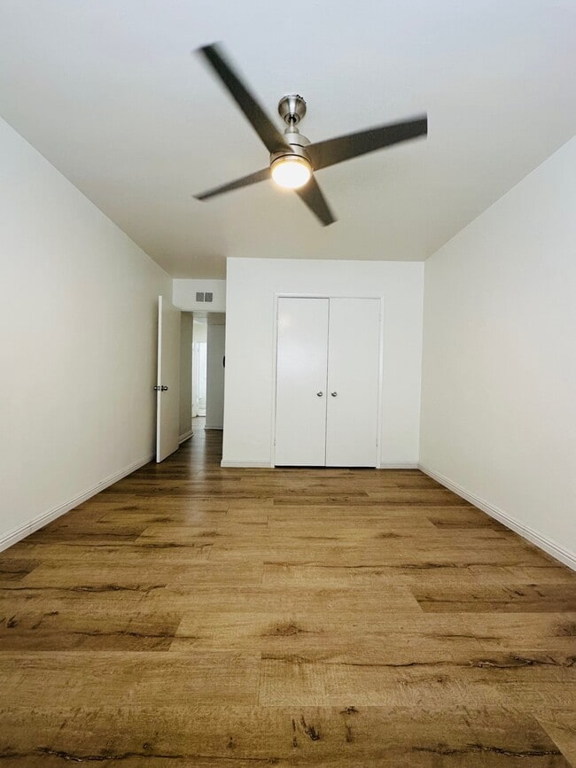 Building Photo - 4122-4124 Palmwood Rental