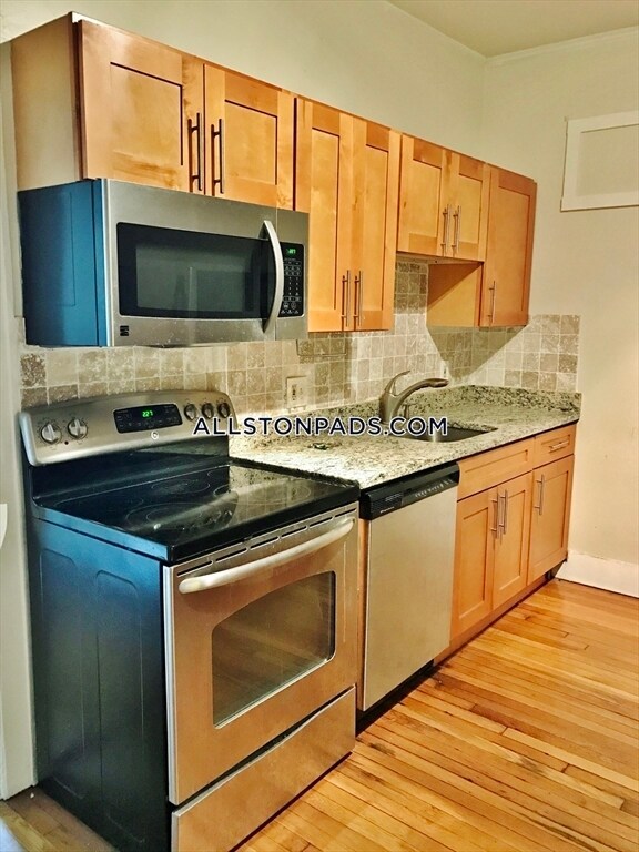 Building Photo - 15 Park Vale Ave Unit 7 Rental