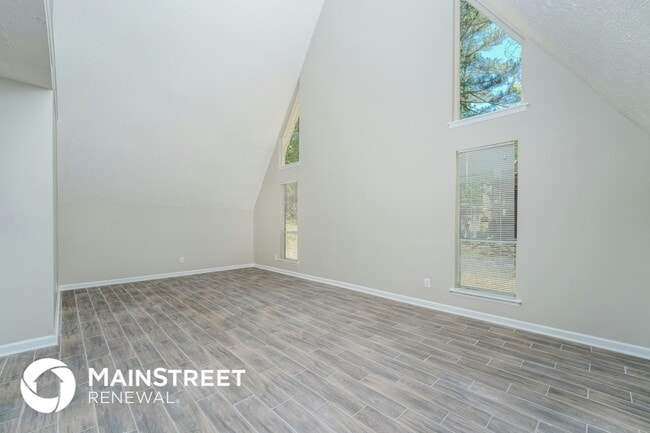 Photo - 6635 Autumn W Dr