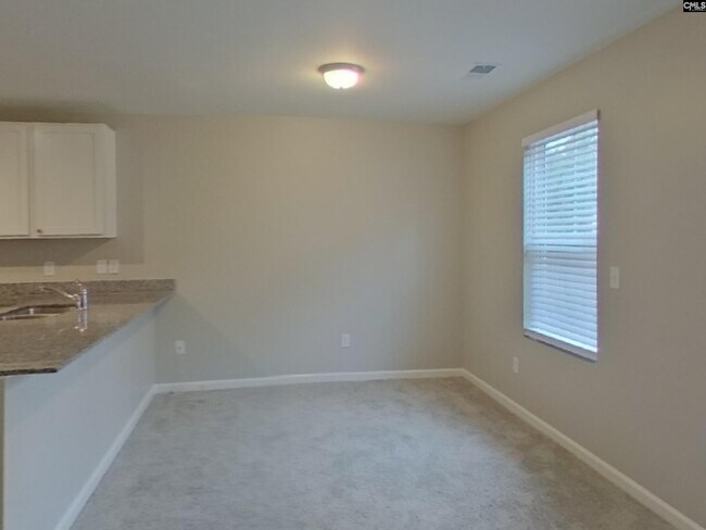 Photo - 1079 Crescent Moon Lp