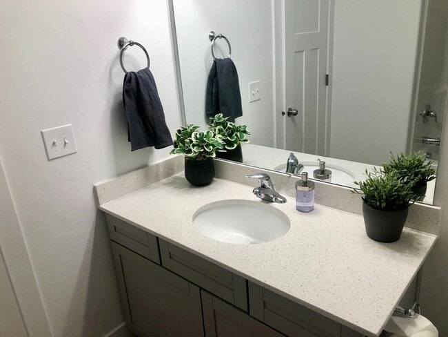 Photo - 1342 N 3650 W