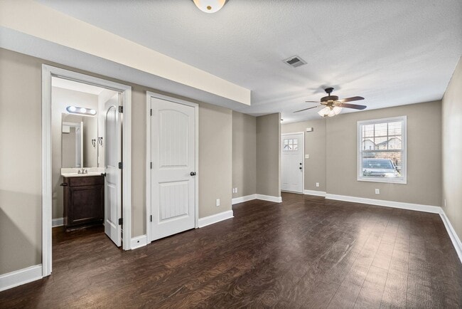 Photo - Pet Friendly Two Bedroom!