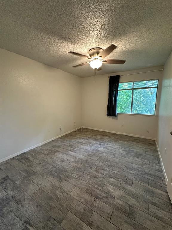 Photo - 7709 Meadowview Ln