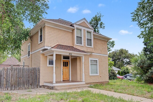 Photo - 829 Sahwatch St
