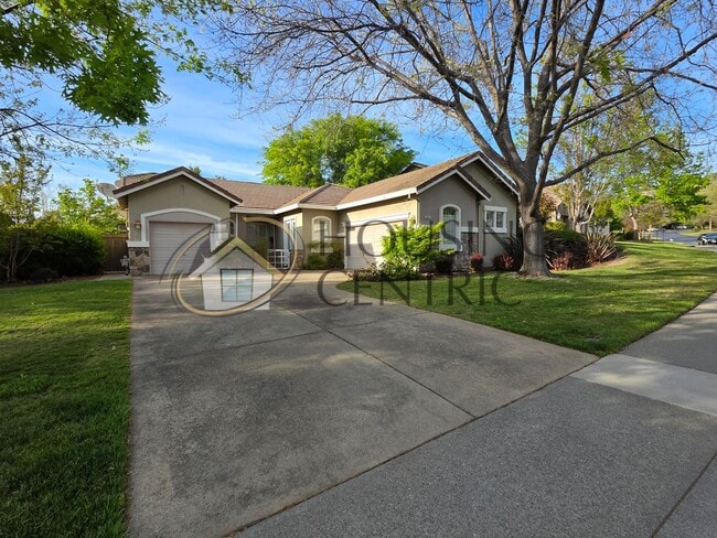 Photo - Beautiful Single Story Rental in Gated Serrano Community!