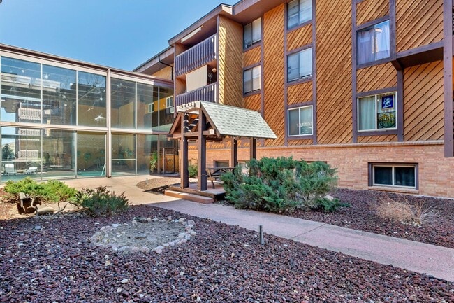 Photo - Skyway Condo, 2 Bed, 1.5 Bath, Secure Building