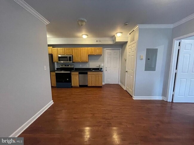 Photo - 1700 Capitol Ave NE