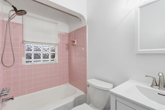 Photo - 10934 Nottingham Rd