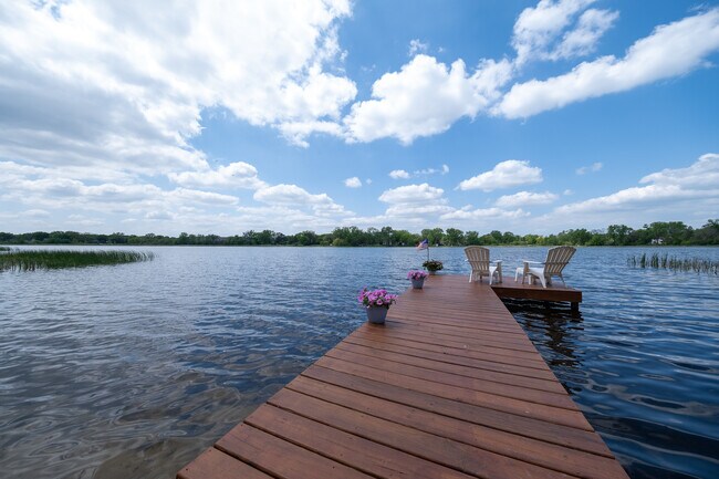 Photo - 8564 Lincoln St