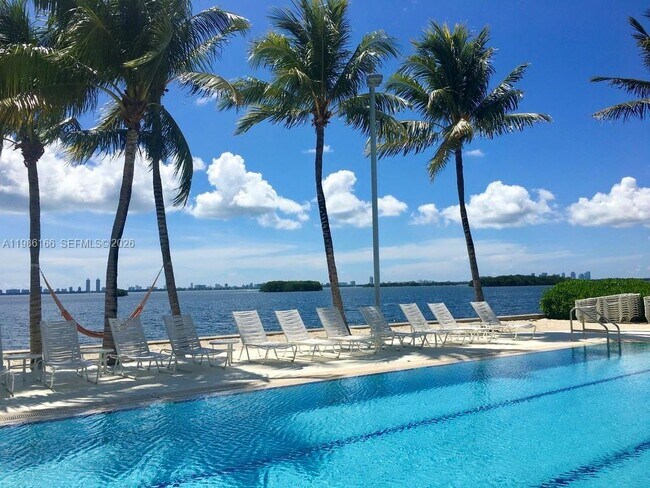 Photo - 750 NE 64th St Unidad B301