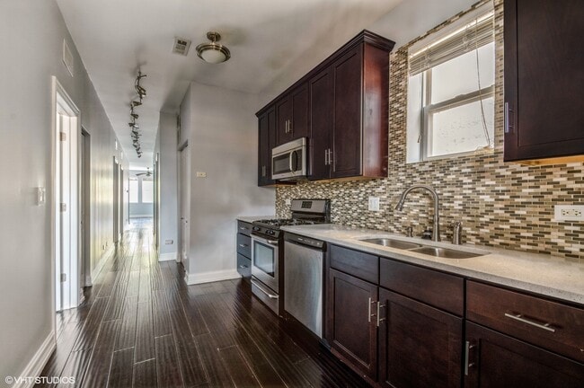 Photo - 1535 N Campbell Ave Apartment Unit 1