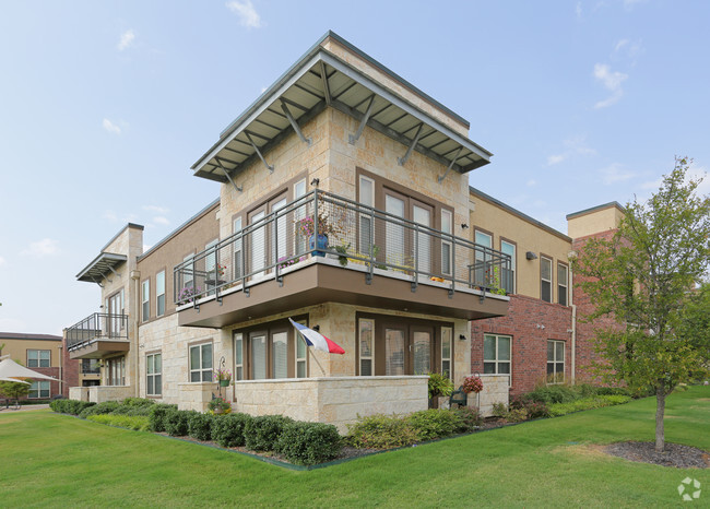 Building Photo - Oxford at the Boulevard Rental