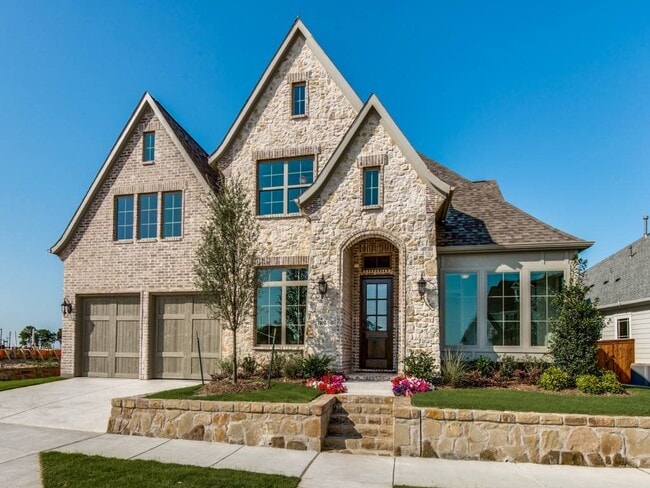 Building Photo - 1107 Sarah St