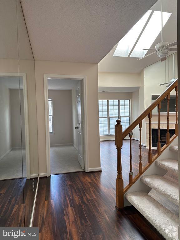 Building Photo - 12011 Golf Ridge Ct Unit 302 Rental