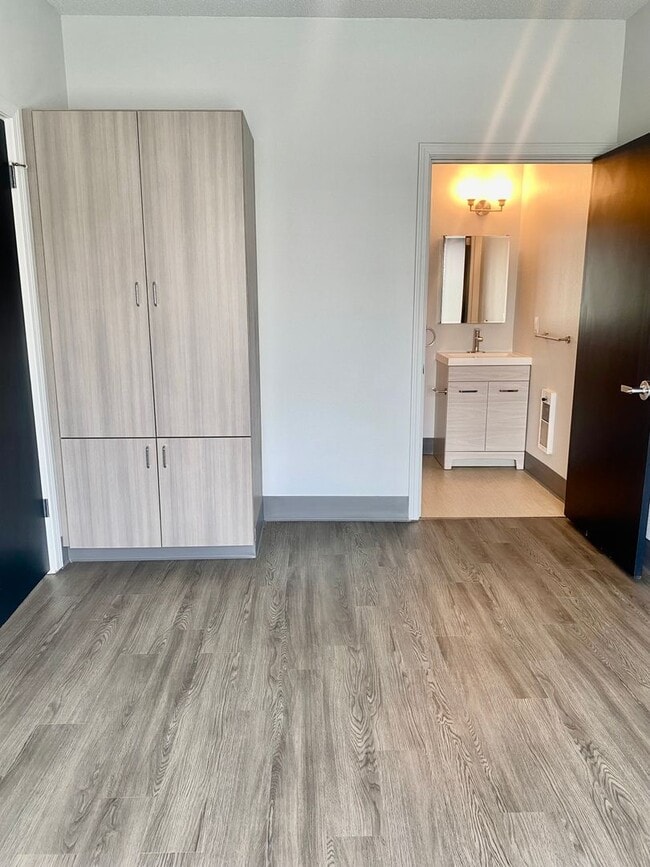 Photo - 1 Bed 1 Bath - This is a must see!