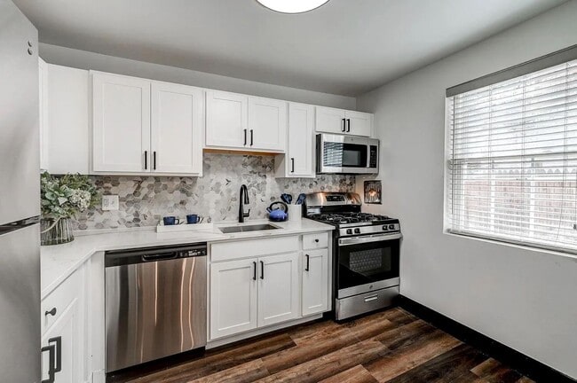4000 Linkwood Rd Unit 4008E