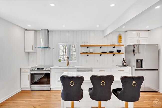 Photo - 64 Green Island Ave