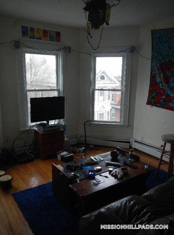 Photo - 80 Hillside St Unit 3