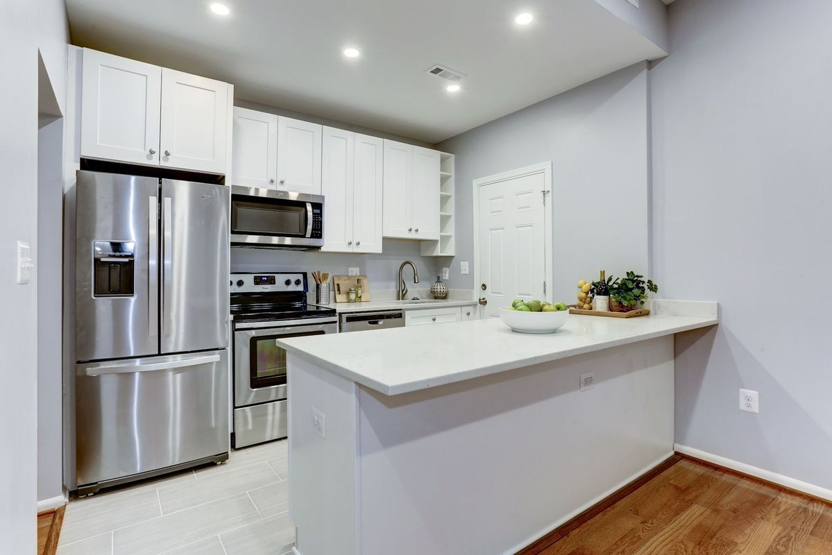 Photo - 1015 T St NW Unidad A