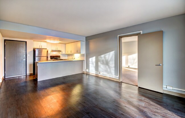 Cosmopolitan Apartments For Rent in Seattle, WA