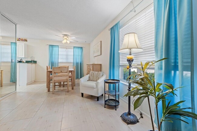 Photo - 14 Lake Vista Trail Unit 101