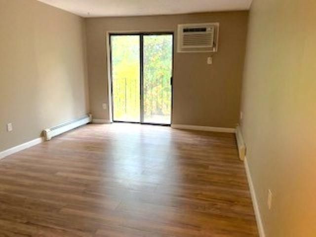 1375 Bodwell Rd Unit 28