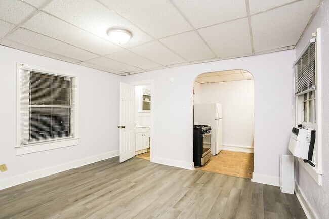 Photo - 117 6th Ave N