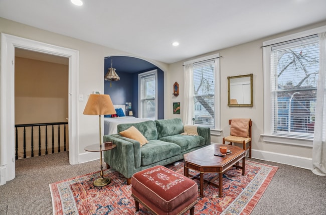 Building Photo - 1679 N Cass St Unit 1681 N Cass ST Apt #3